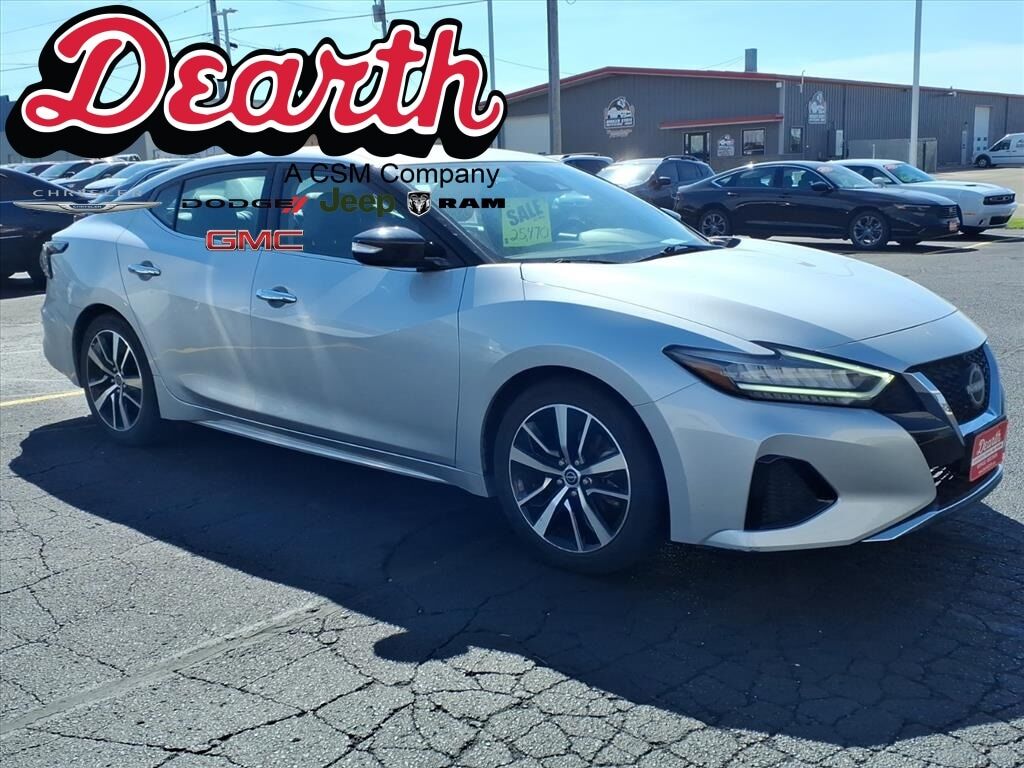 2023 NISSAN Maxima