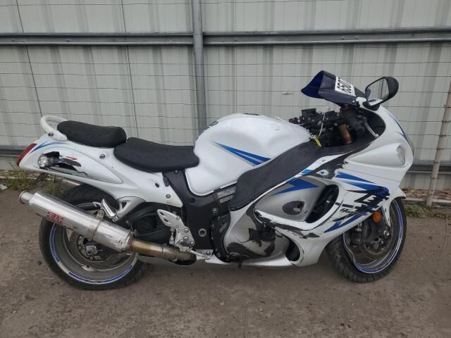 Suzuki GSX1300R