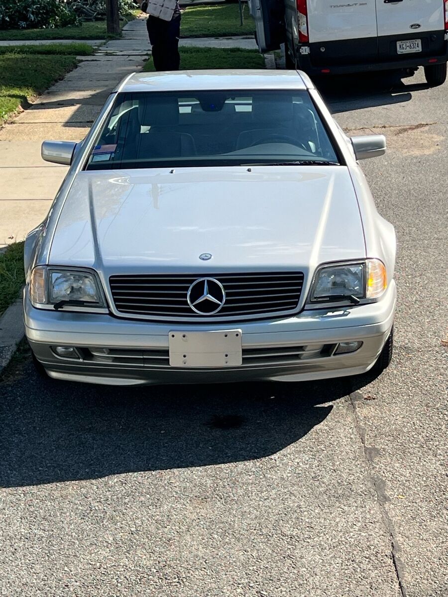 Mercedes-Benz SL-Class