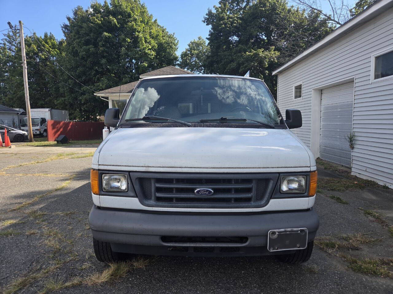 Ford E-350