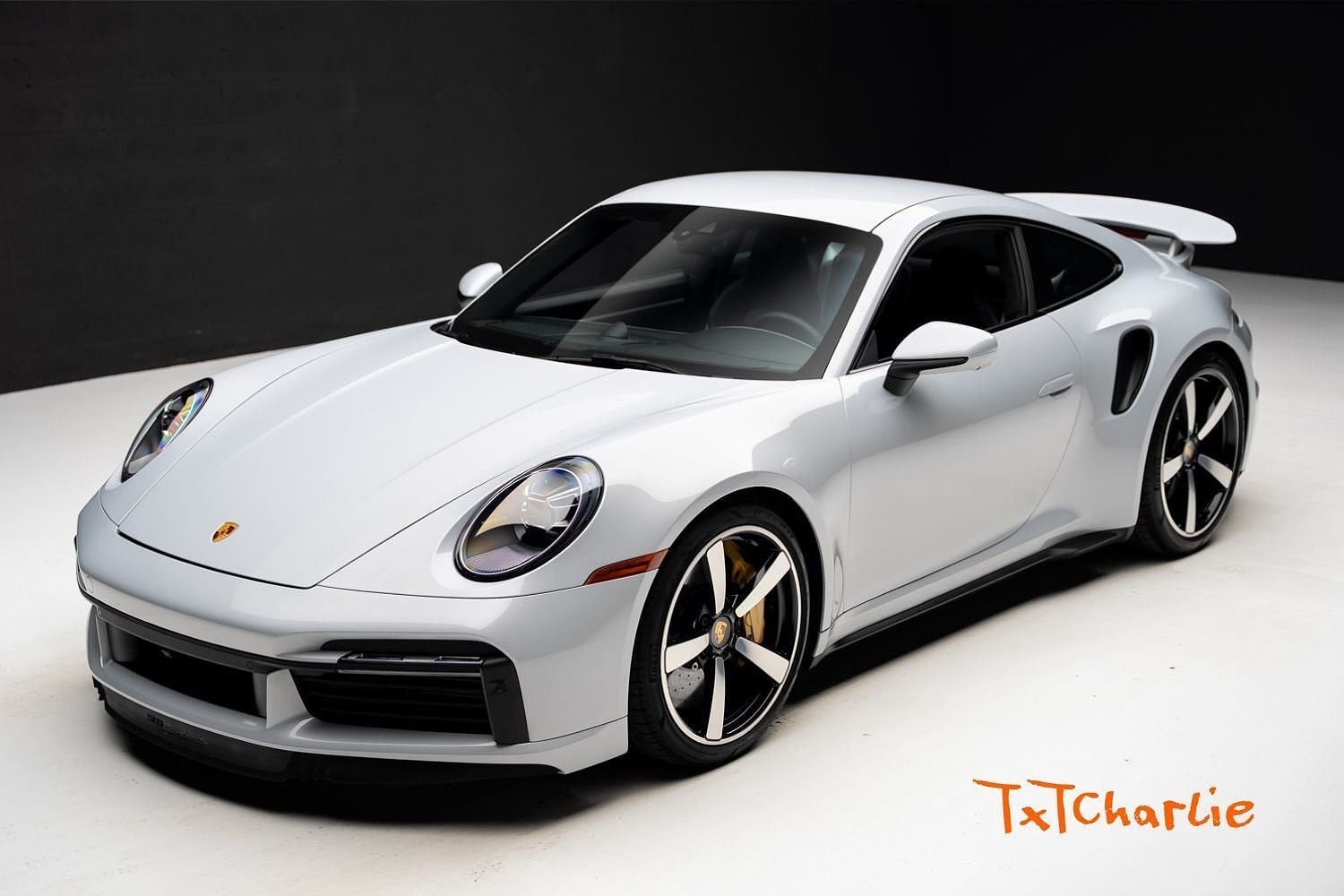 2023 PORSCHE 911
