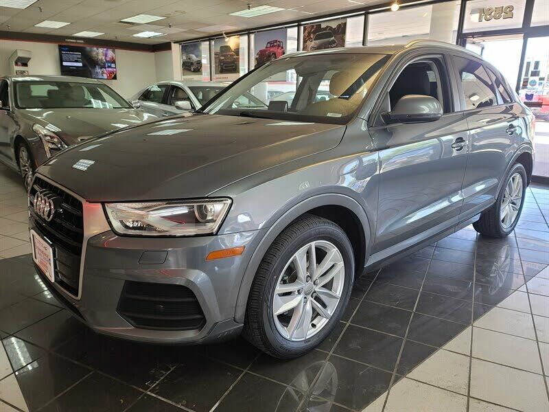 2017 AUDI Q3