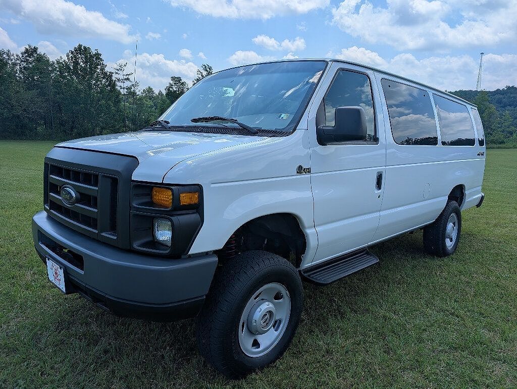 2008 FORD E-350