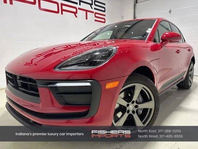 2025 PORSCHE Macan