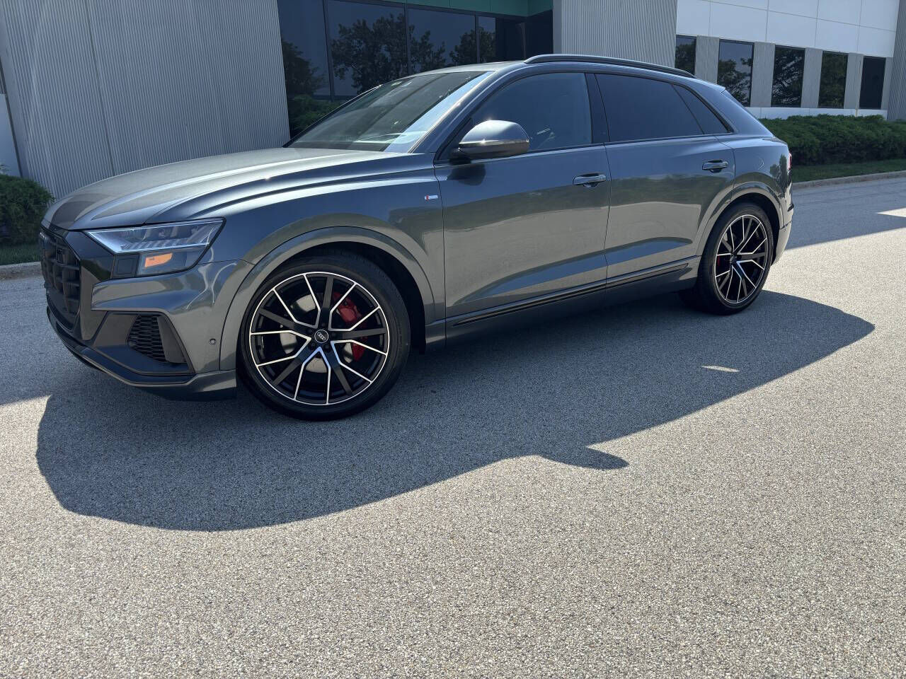 2021 AUDI Q8