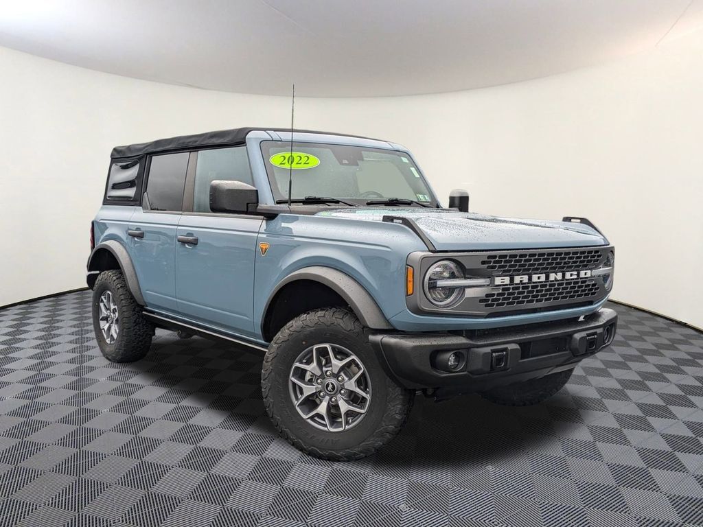2022 FORD Bronco