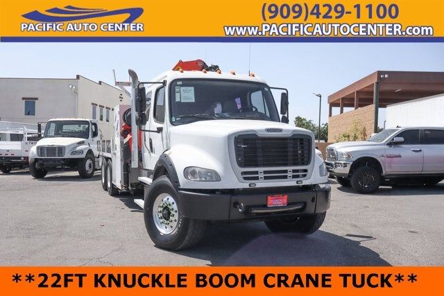 2013 FREIGHTLINER M2