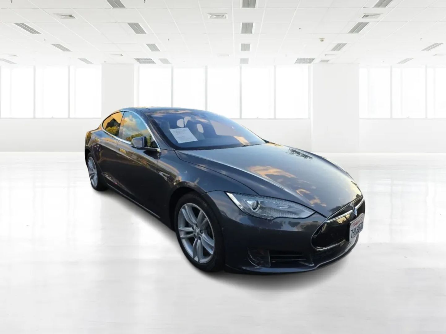 2014 TESLA Model S