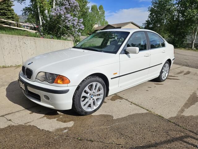 BMW 330i