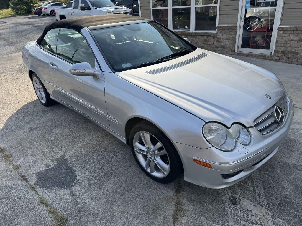 2006 MERCEDES-BENZ CLK-Class