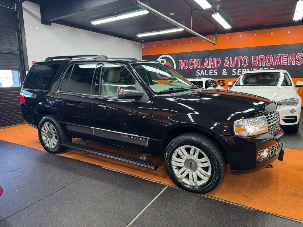 Lincoln Navigator