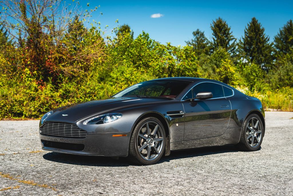 Aston Martin V8 Vantage