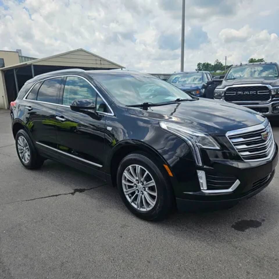 2017 CADILLAC XT5