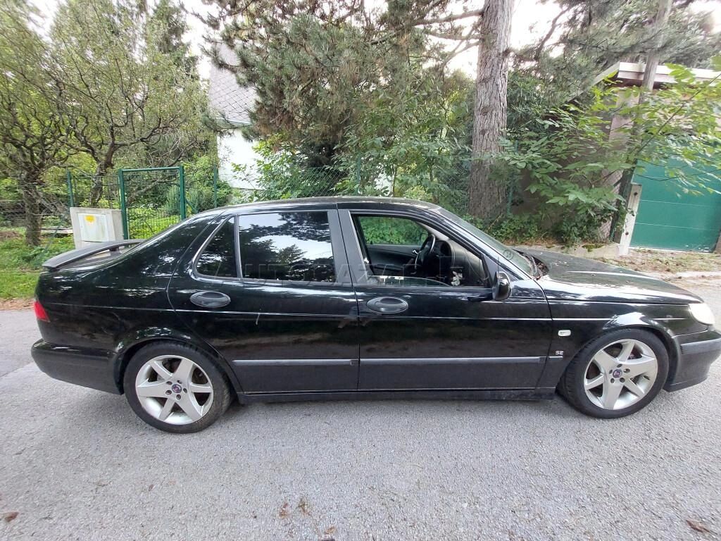 Saab 9-5