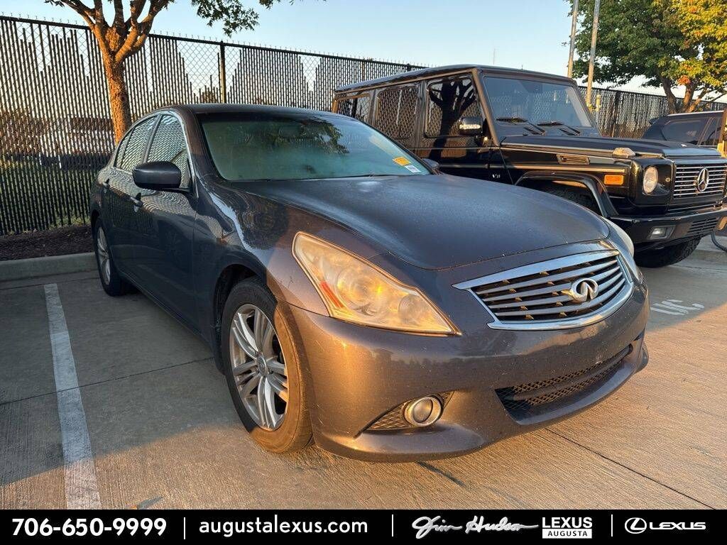 Infiniti G37