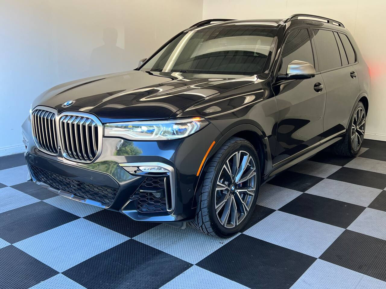 2020 BMW X7