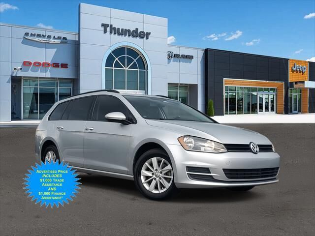 2017 VOLKSWAGEN Golf SportWagen