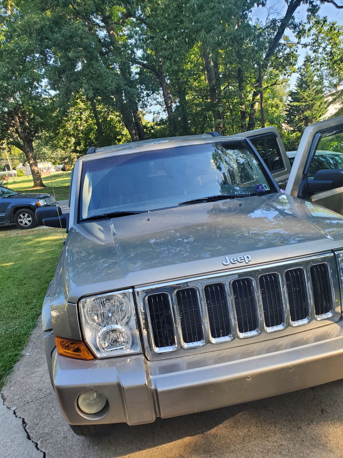 Jeep Commander