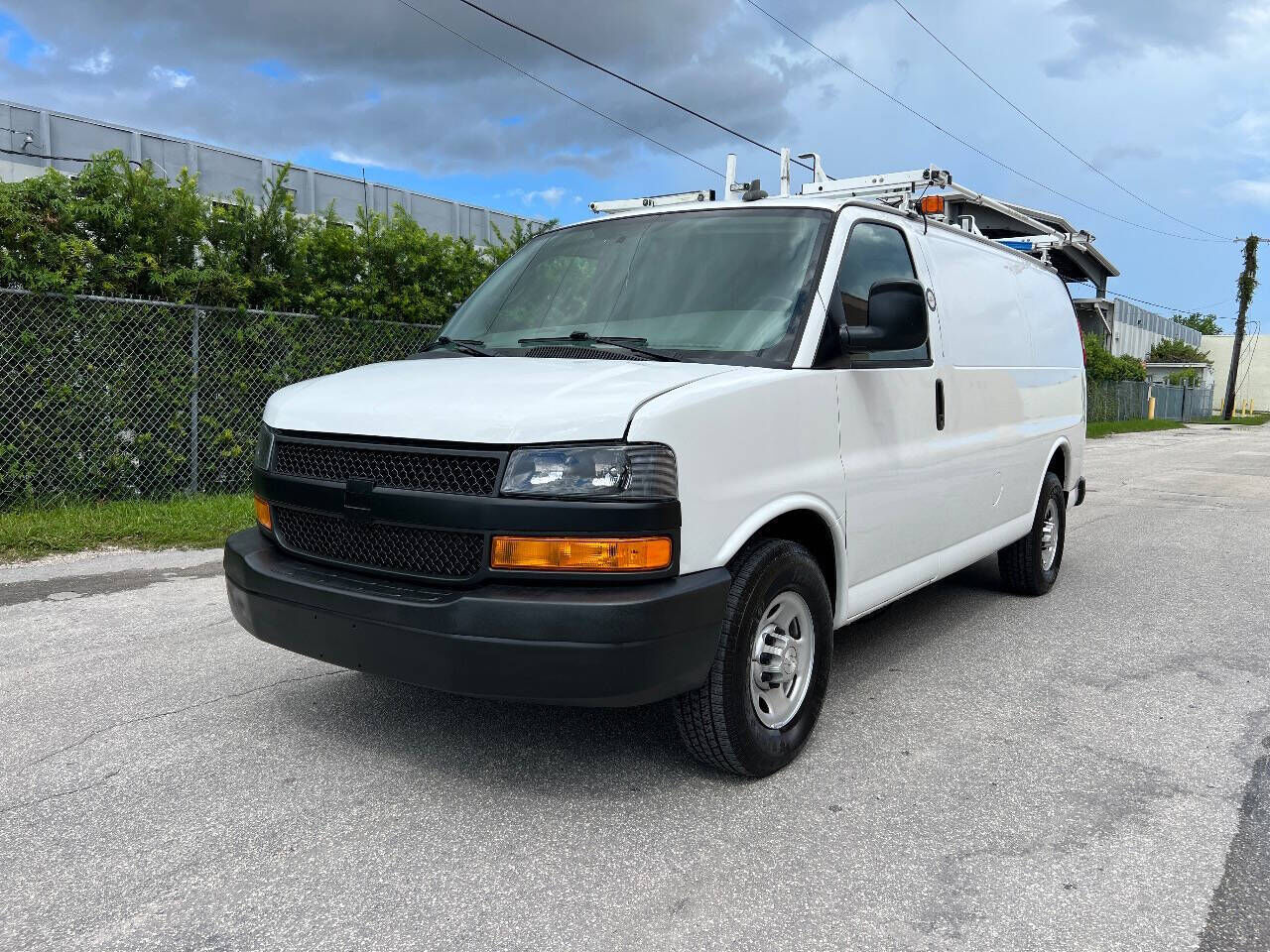 2018 CHEVROLET Express