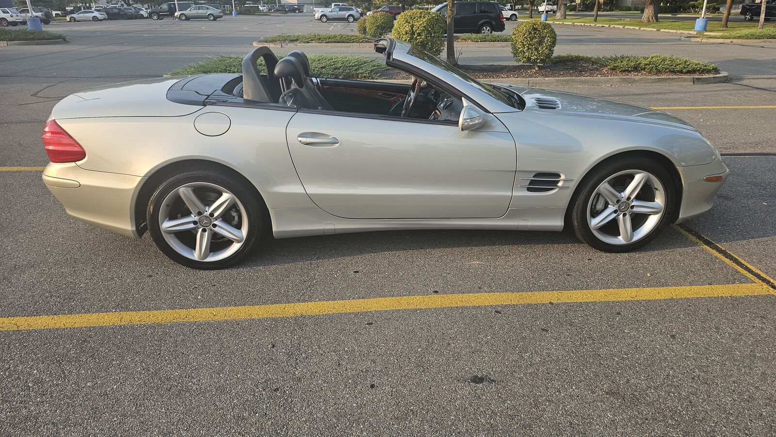 Mercedes-Benz SL-Class