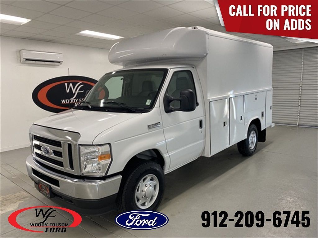 2025 FORD E-350