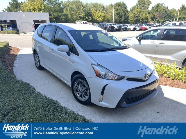 Toyota Prius V