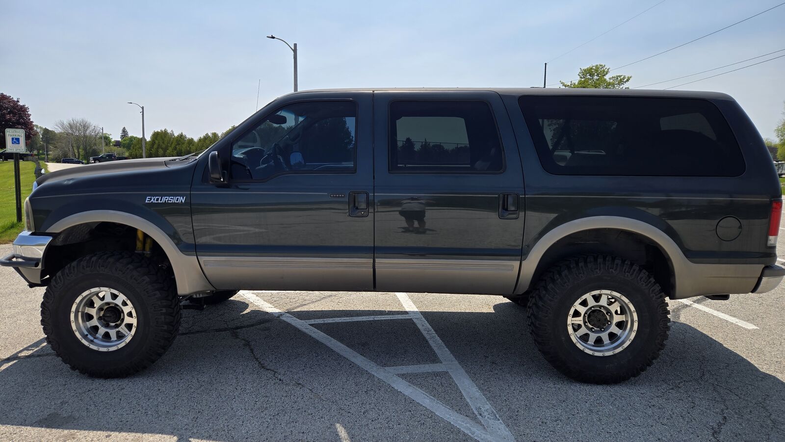 Ford Excursion
