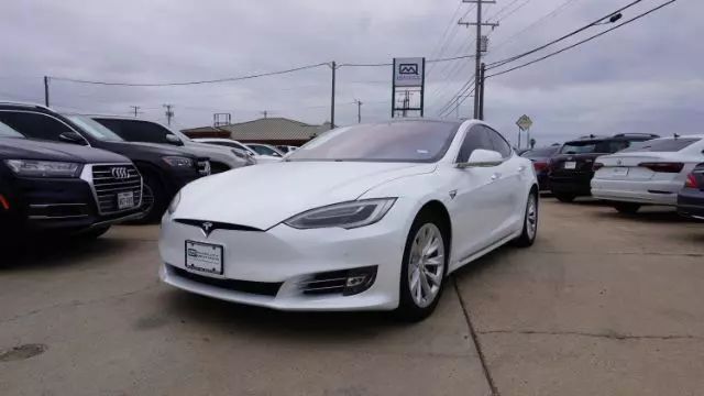 2018 TESLA Model S