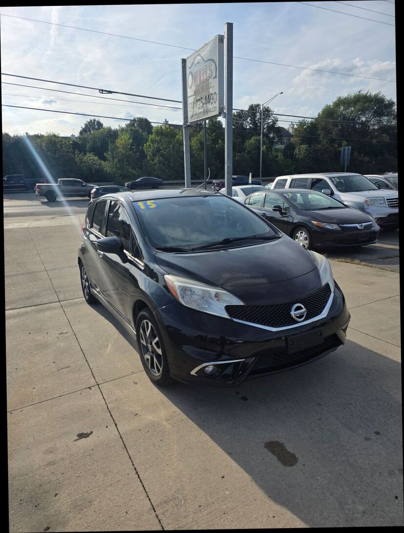 2015 NISSAN Versa