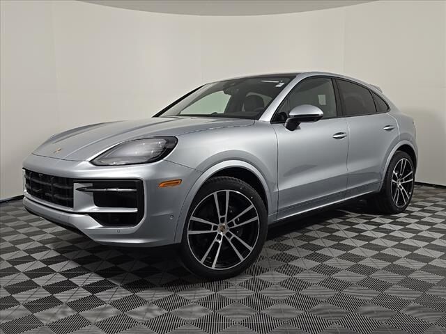 2025 PORSCHE Cayenne