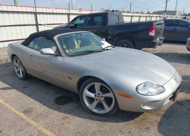 Jaguar XK8