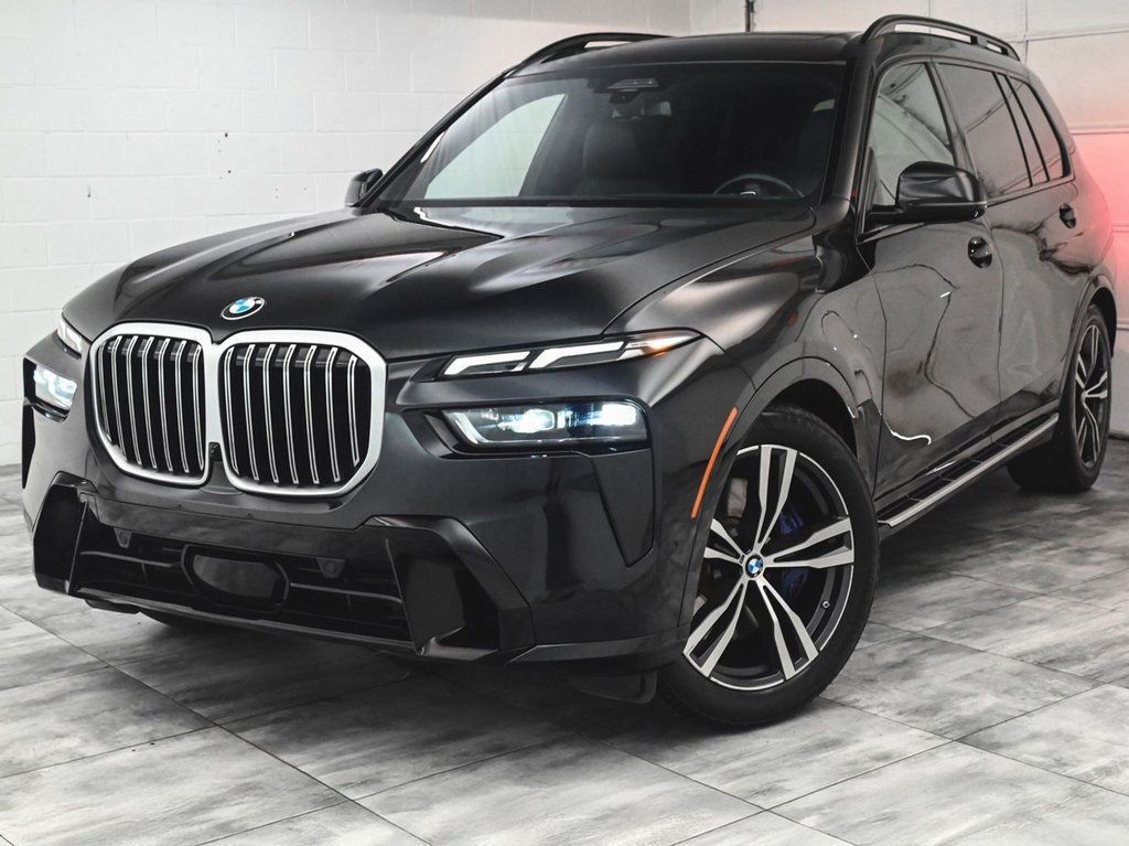2023 BMW X7