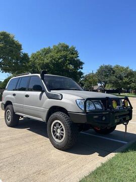 Lexus LX