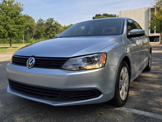 2012 VOLKSWAGEN Jetta