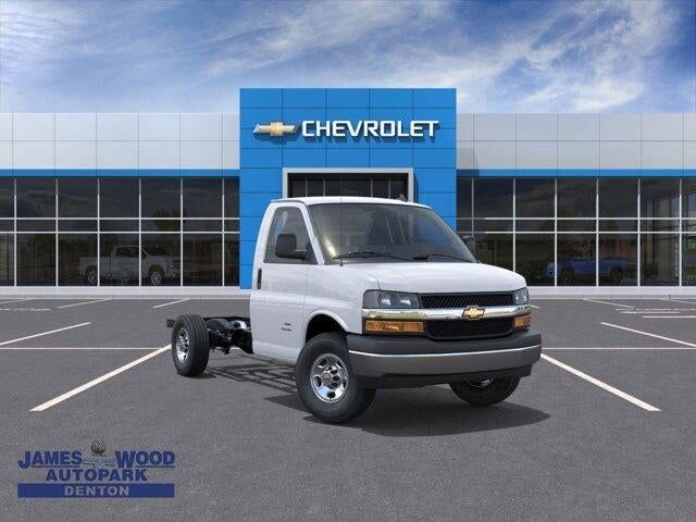 2025 CHEVROLET Express