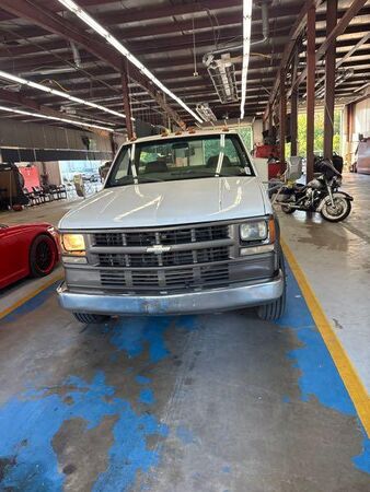 Chevrolet GMT-400