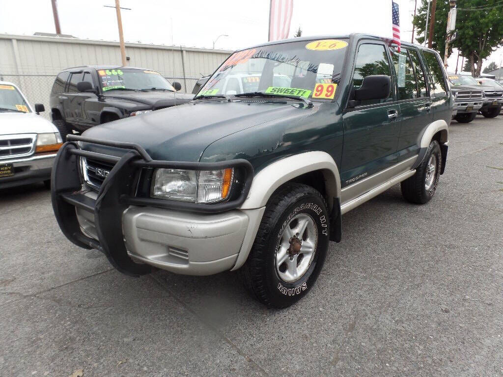 Isuzu Trooper