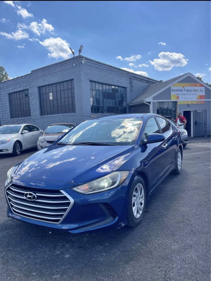 2017 HYUNDAI Elantra