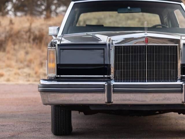 Lincoln Continental