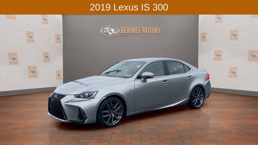2019 LEXUS IS