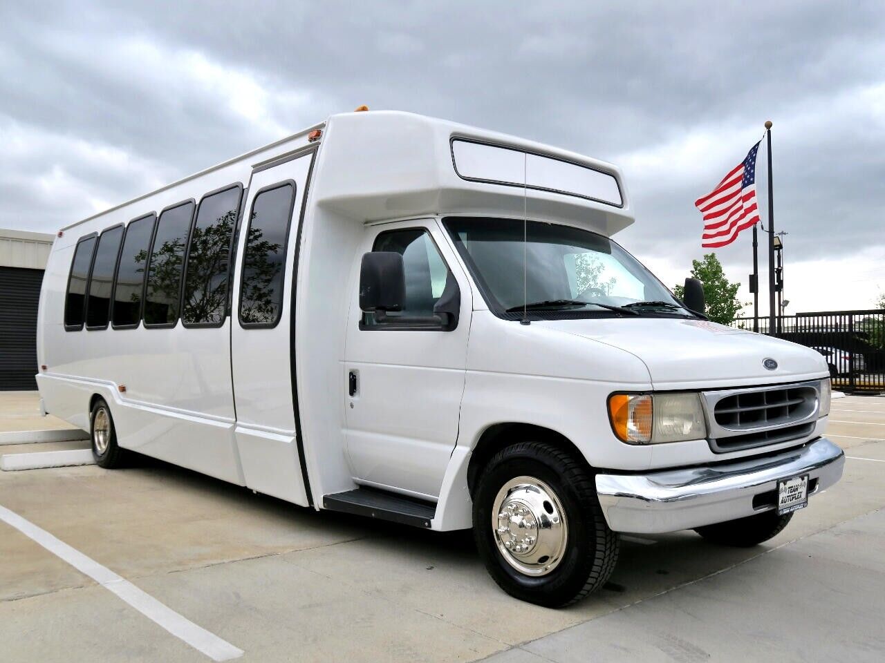 Ford E-450