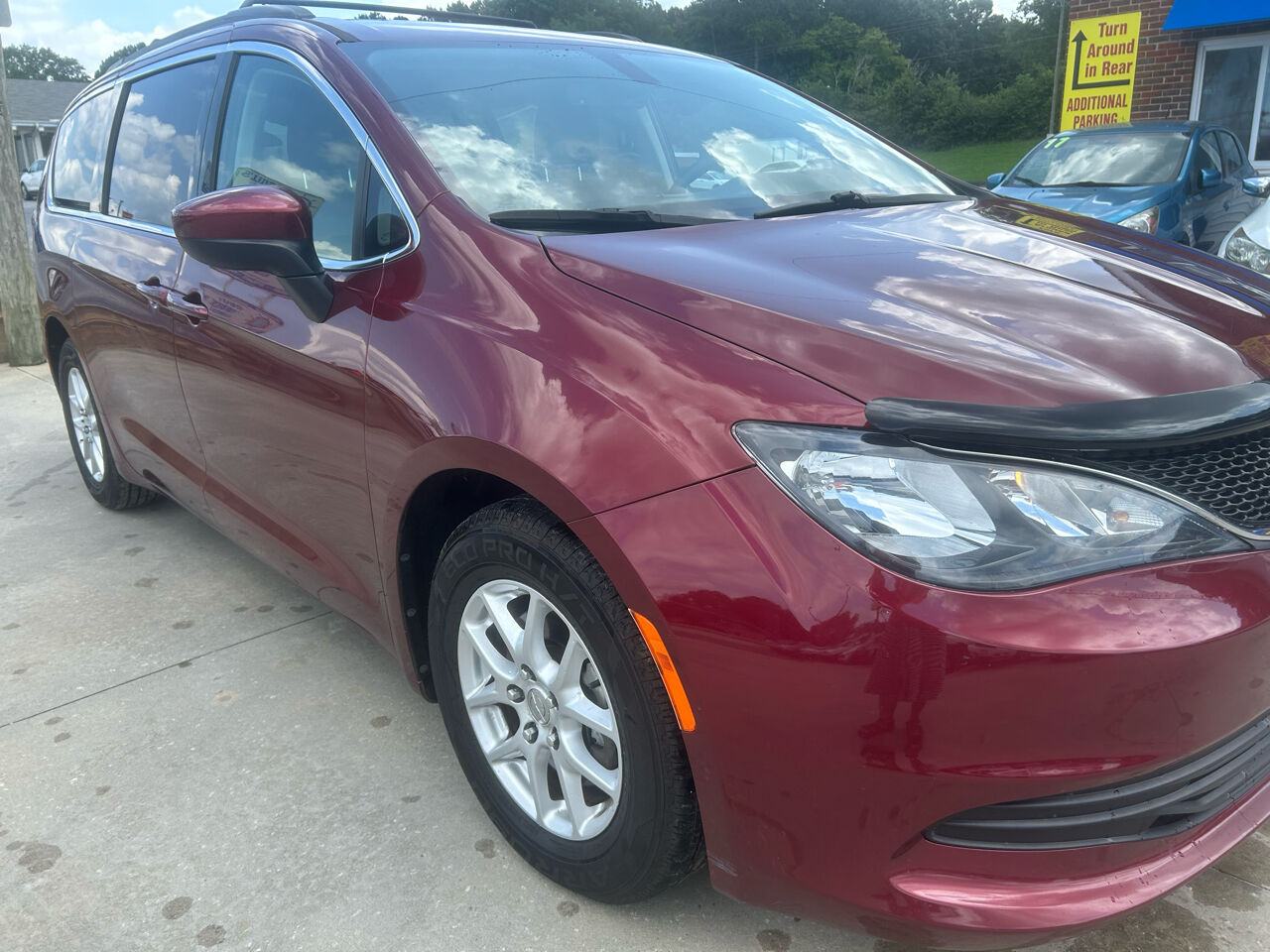 2020 CHRYSLER Voyager