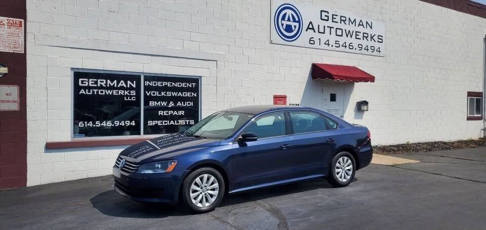 2013 VOLKSWAGEN Passat