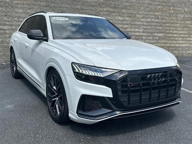 2023 AUDI SQ8