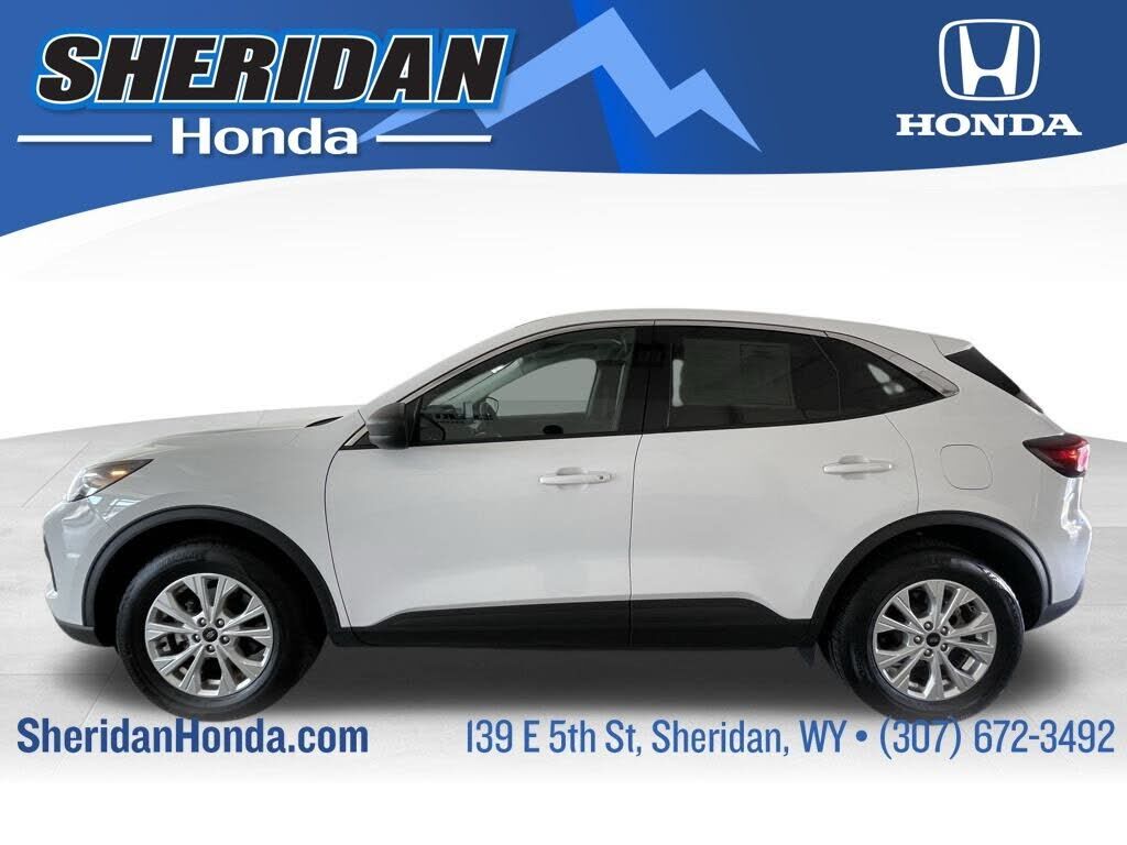 2024 FORD Escape