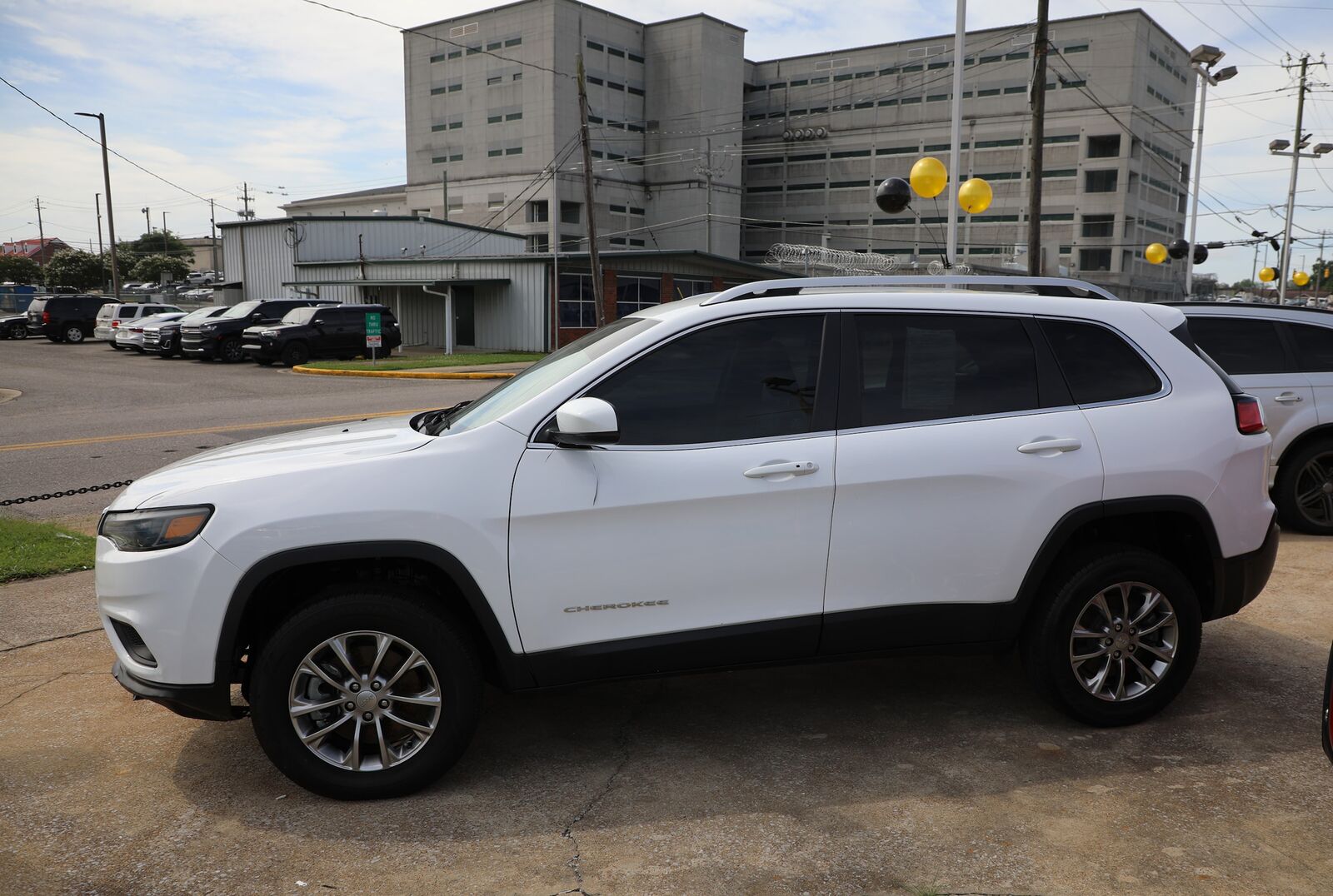 2021 JEEP Cherokee