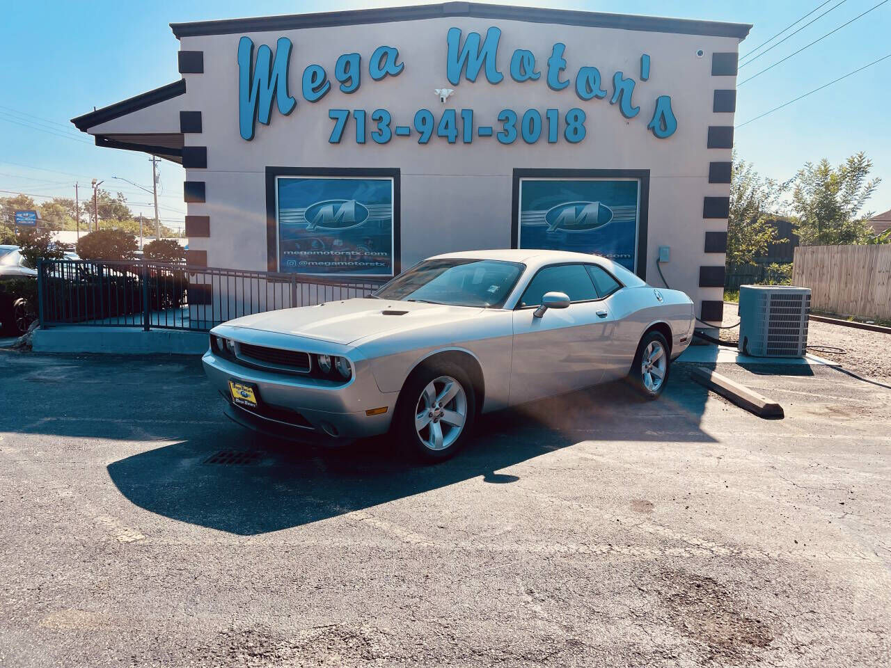 Dodge Challenger