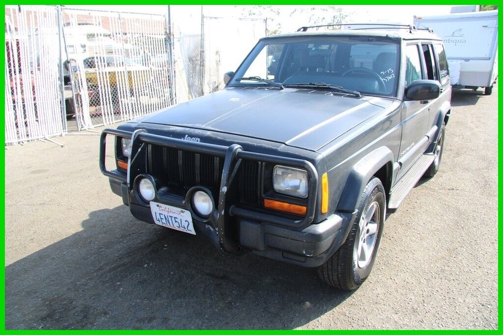 Jeep Cherokee