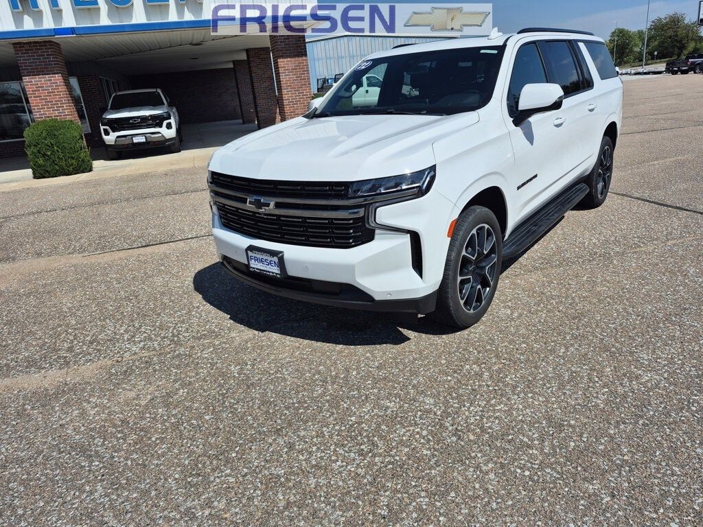 2022 CHEVROLET Suburban