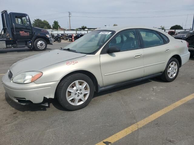 Ford Taurus